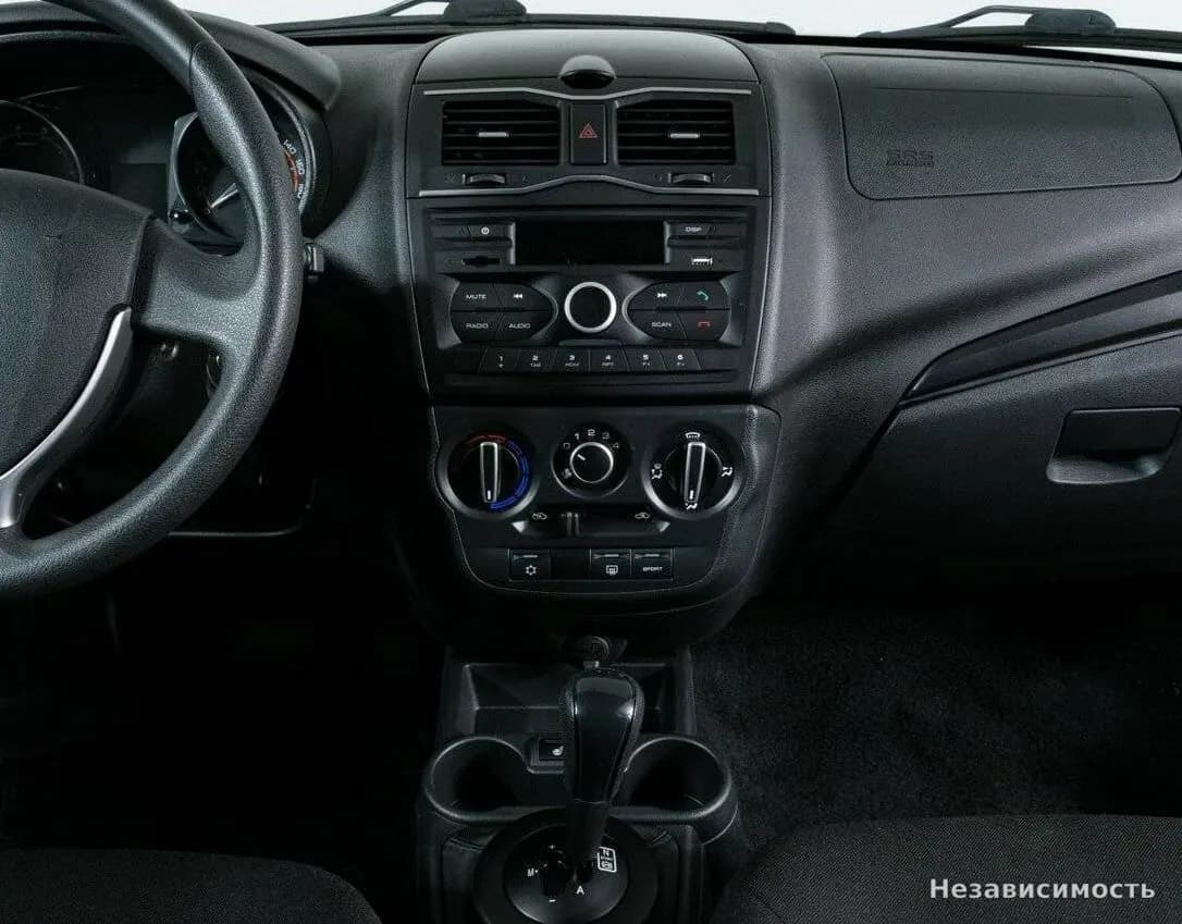 Lada Granta 2019 с пробегом — фото 9