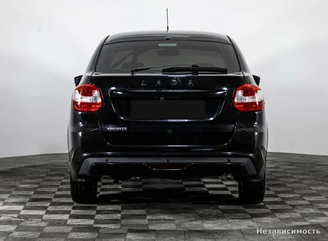 Lada Granta 2019 с пробегом — фото 5