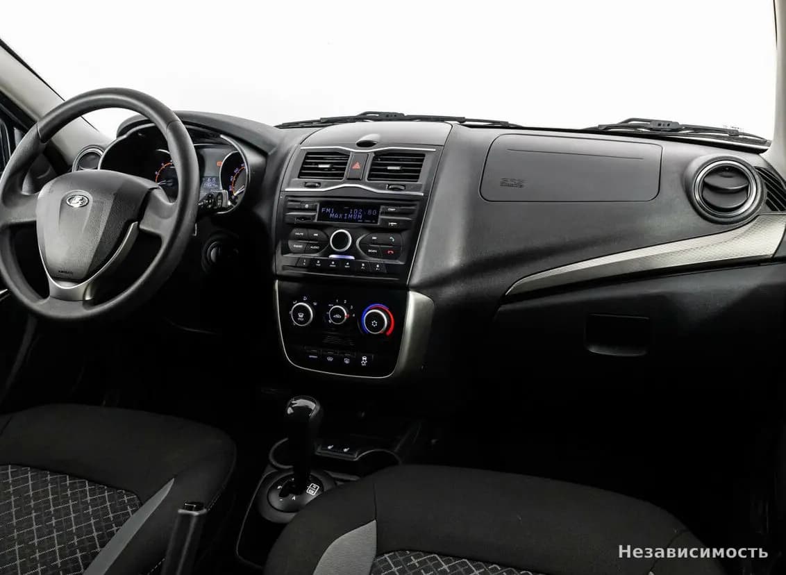 Lada Granta 2019 с пробегом — фото 7