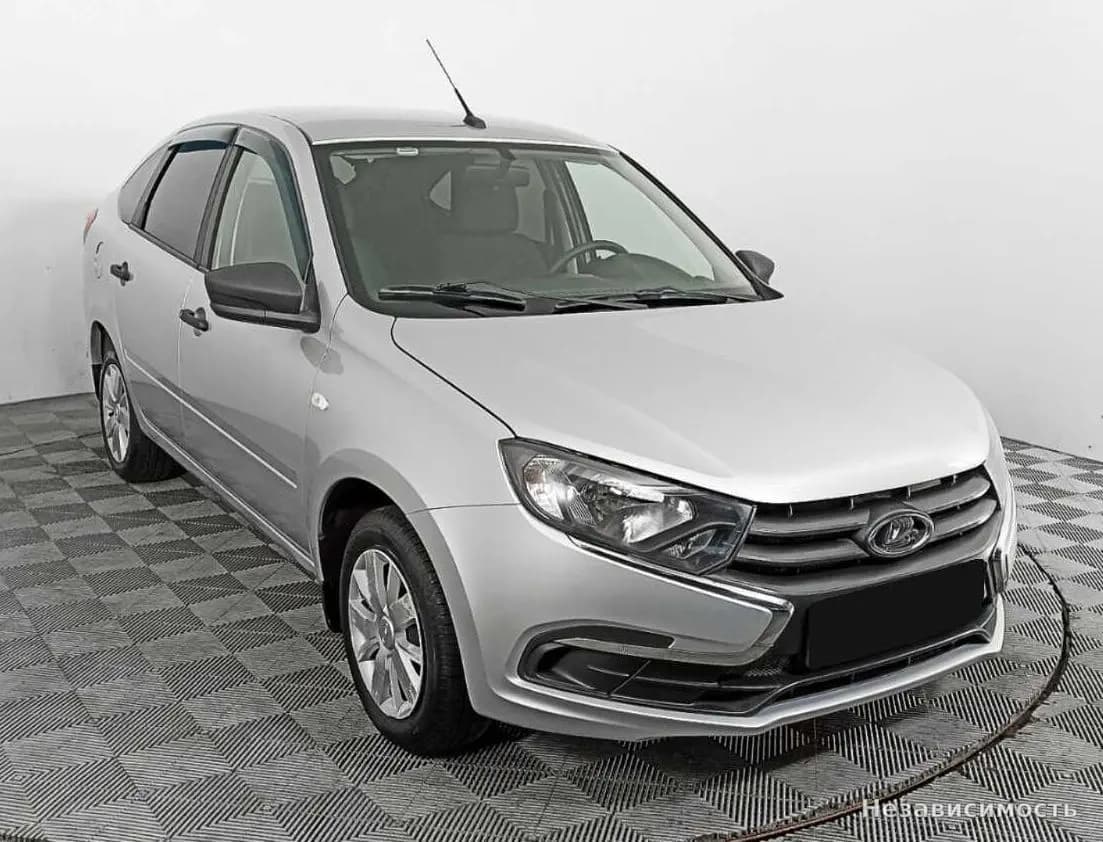Lada Granta 2018 с пробегом — фото 3