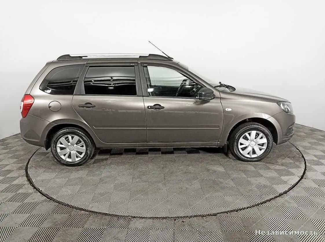 Lada Granta 2019 с пробегом — фото 4