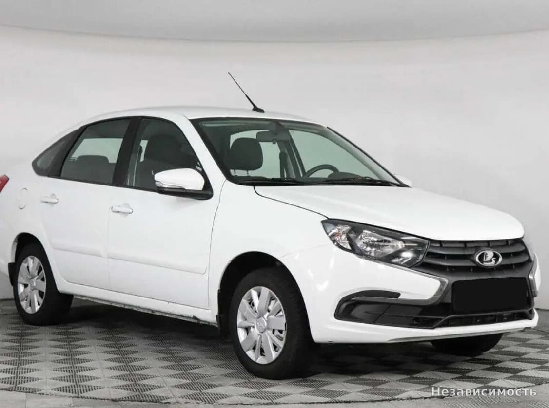 Lada Granta 2018 с пробегом — фото 3
