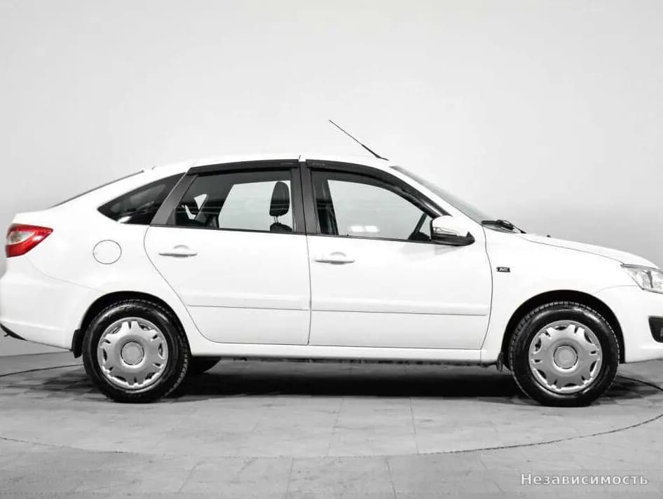 Lada Granta 2016 с пробегом — фото 4