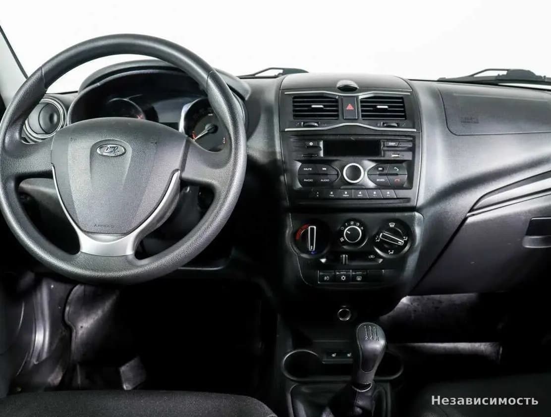 Lada Granta 2018 с пробегом — фото 9