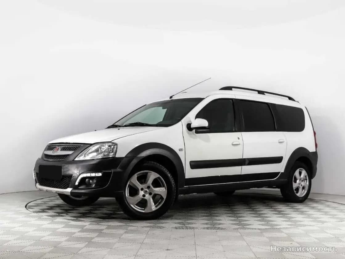 Lada Largus, 2015 с пробегом