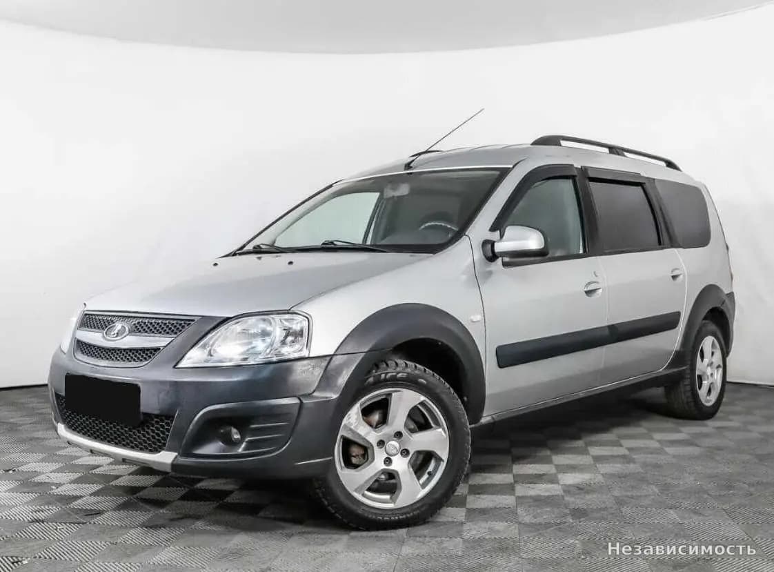 Lada Largus, 2015 с пробегом