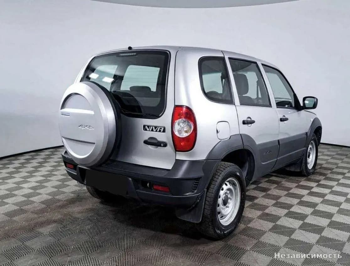 Lada Niva 2020 с пробегом — фото 4