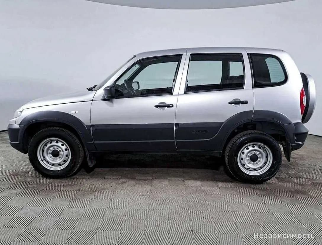Lada Niva 2020 с пробегом — фото 7