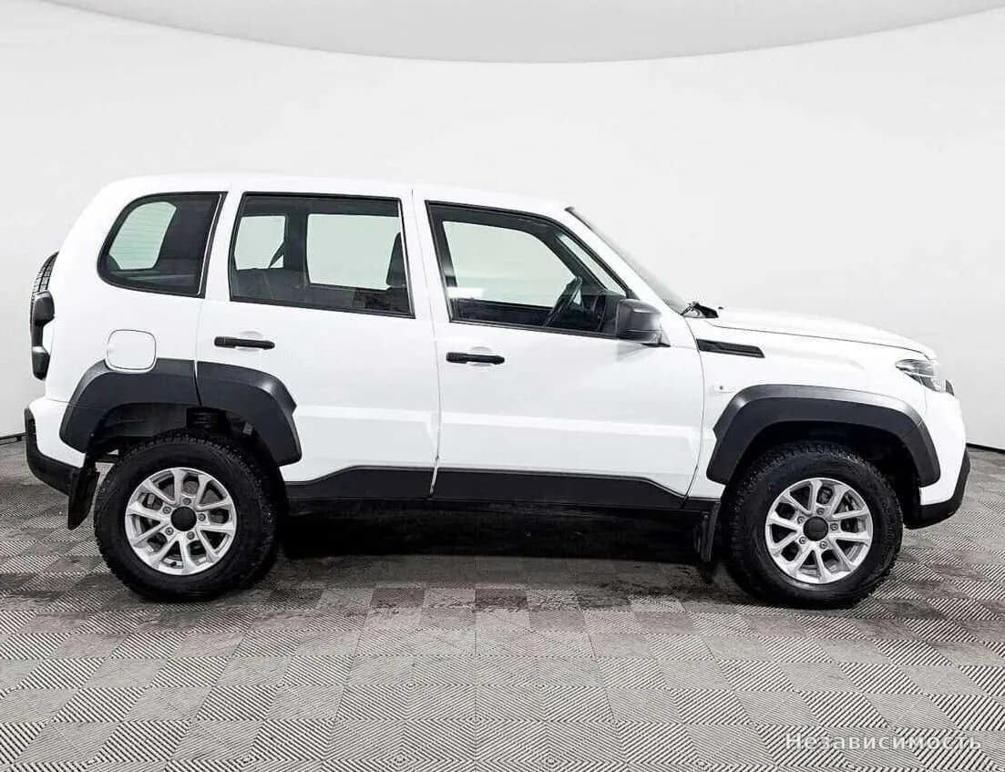Lada Niva 2021 с пробегом — фото 4