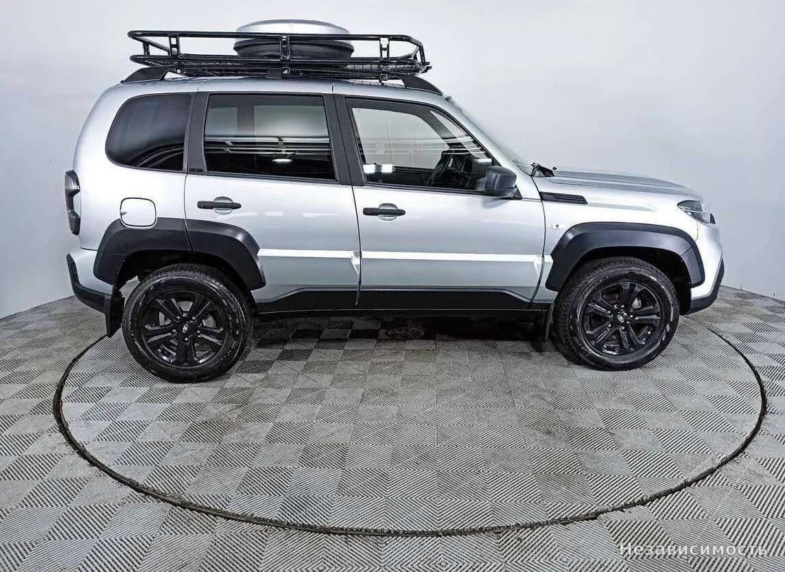 Lada Niva 2022 с пробегом — фото 4