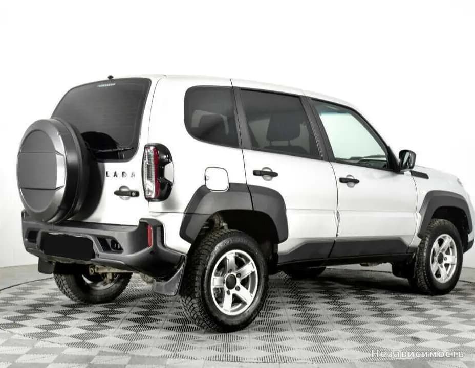 Lada Niva 2021 с пробегом — фото 5