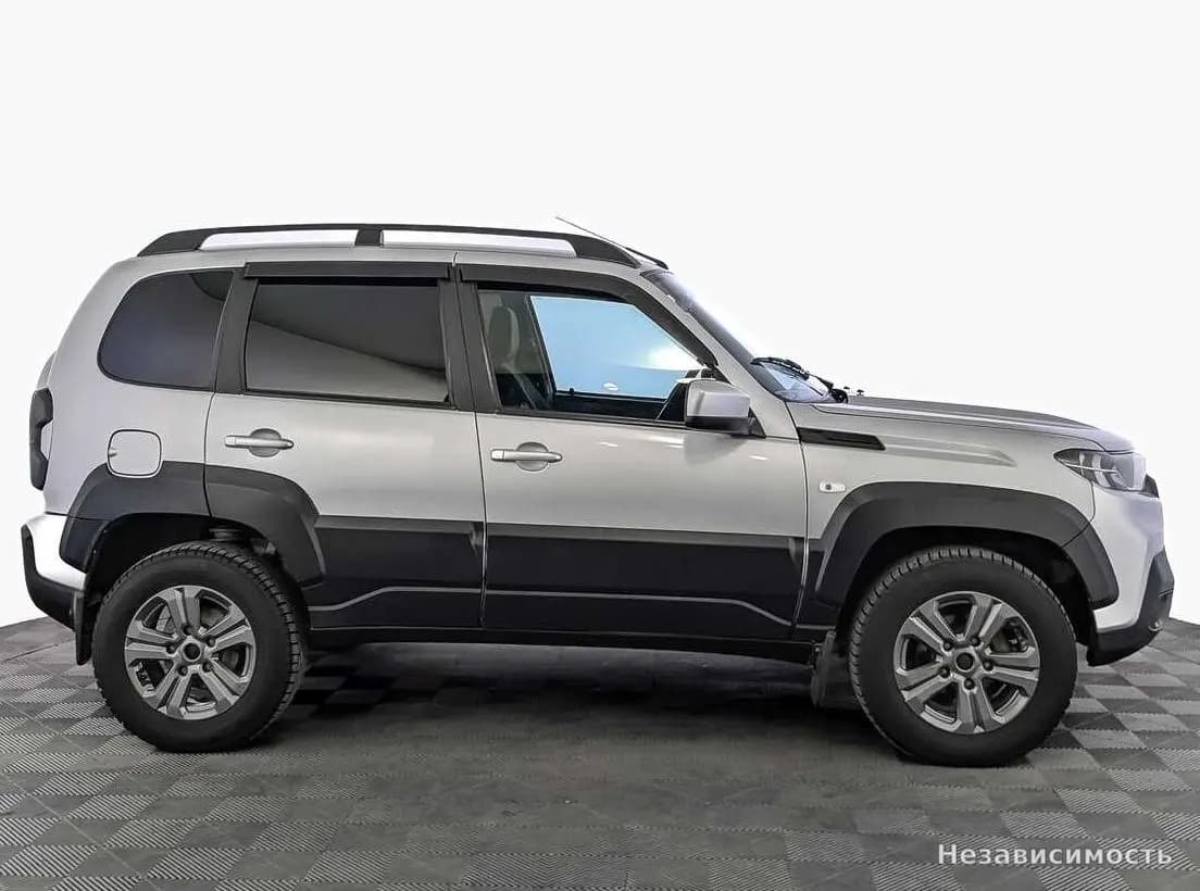 Lada Niva 2021 с пробегом — фото 4
