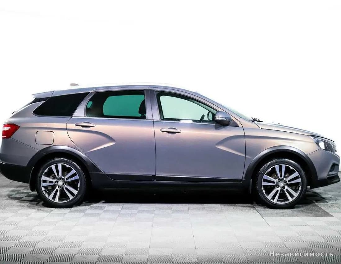 Lada Vesta 2018 с пробегом — фото 4
