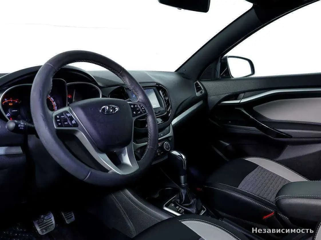 Lada Vesta 2019 с пробегом — фото 10