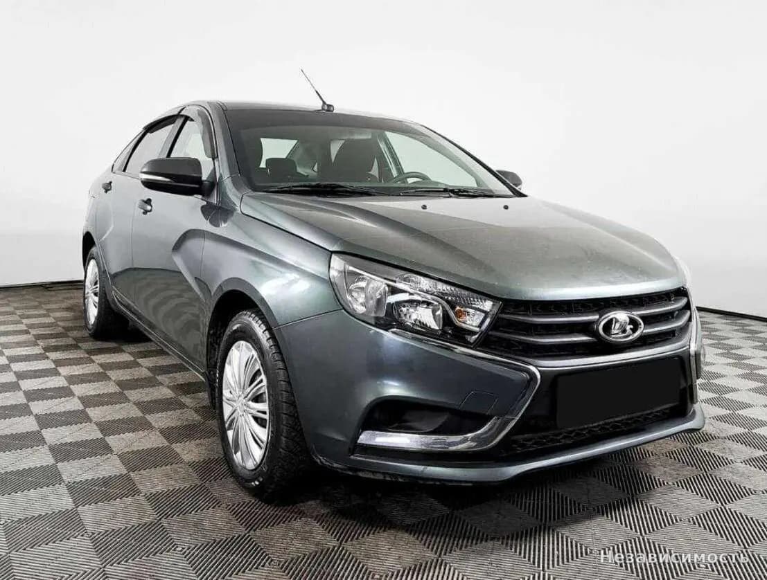 Lada Vesta 2017 с пробегом — фото 3