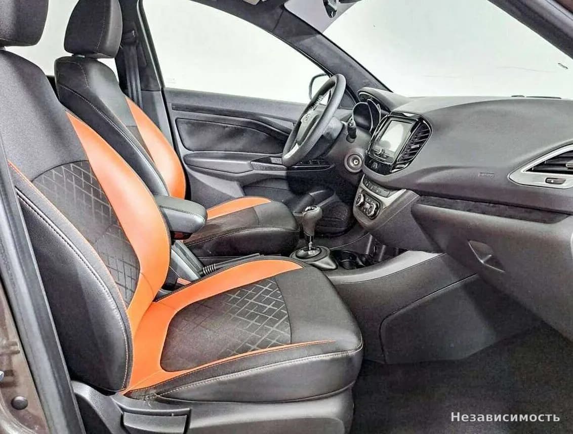 Lada Vesta 2017 с пробегом — фото 9
