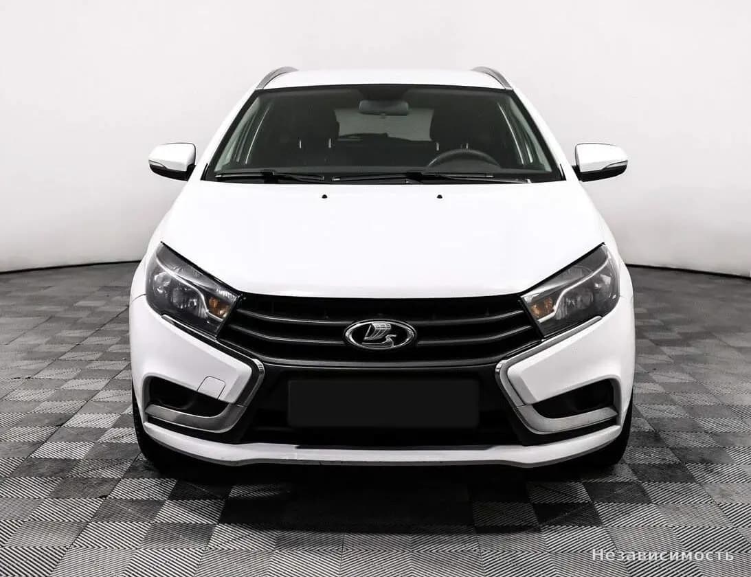 Lada Vesta 2020 с пробегом — фото 2