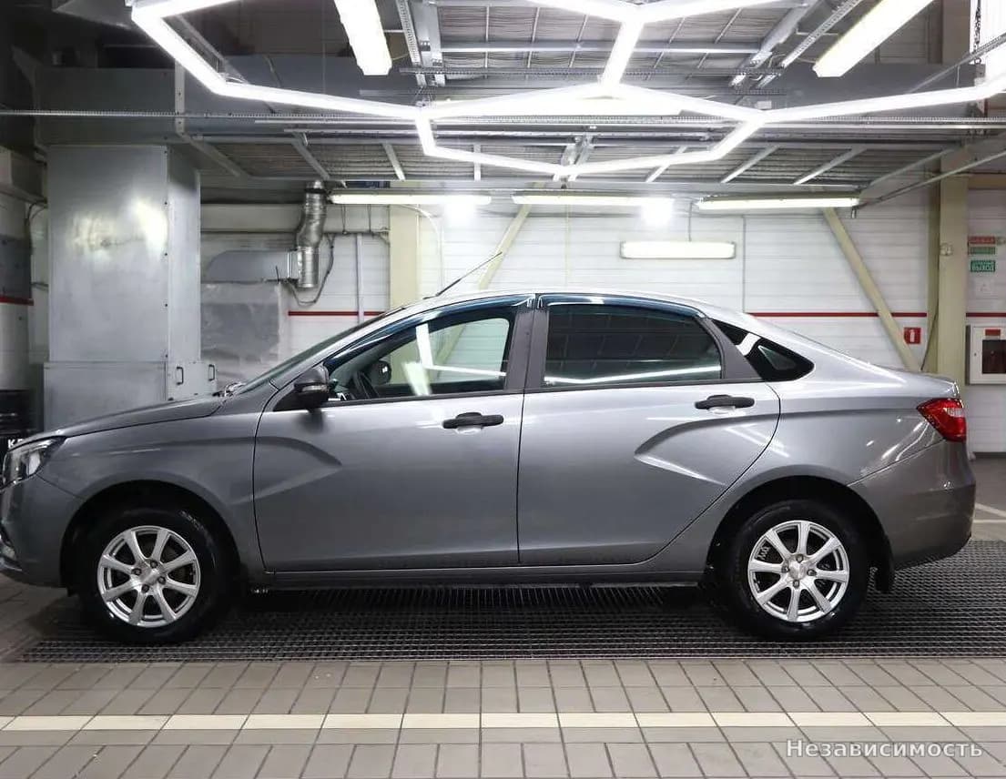 Lada Vesta 2018 с пробегом — фото 6