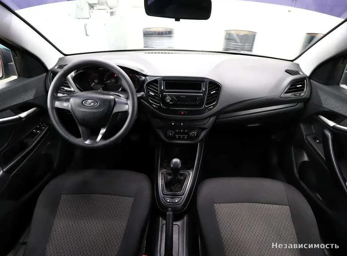 Lada Vesta 2018 с пробегом — фото 10