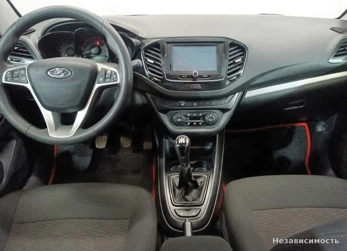 Lada Vesta 2019 с пробегом — фото 9