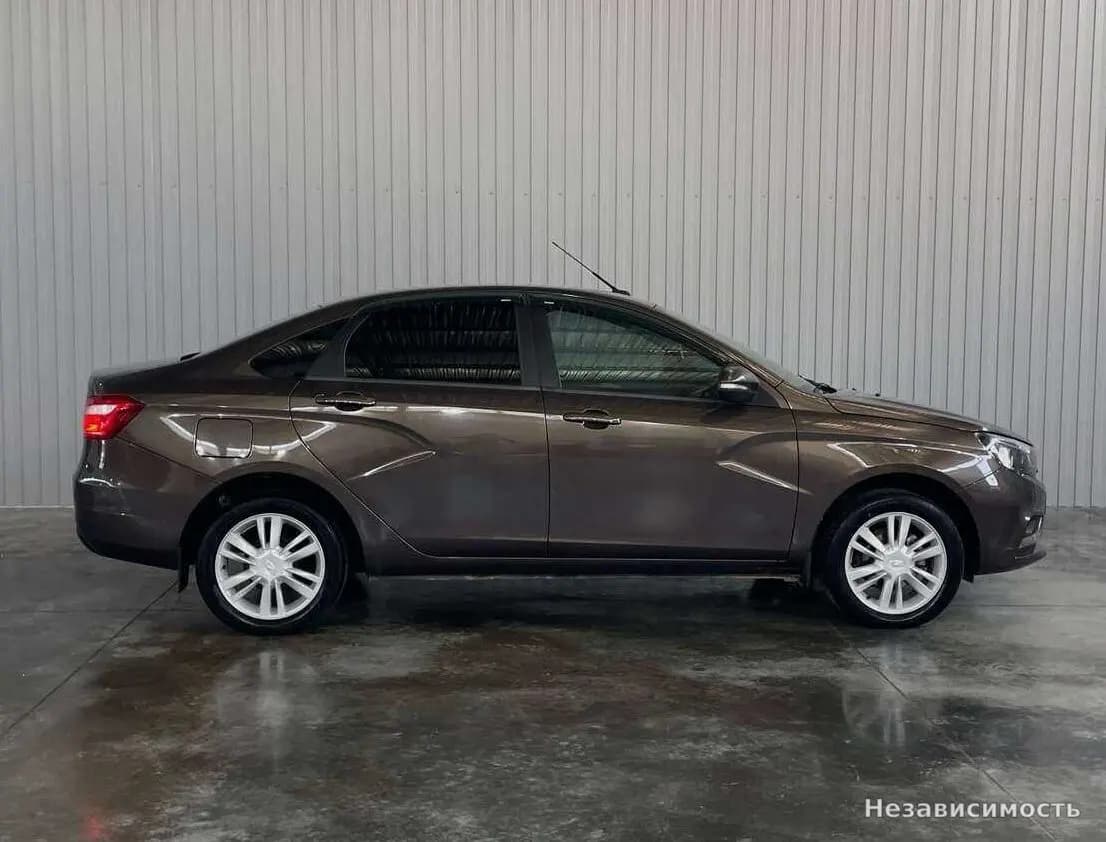 Lada Vesta 2018 с пробегом — фото 4