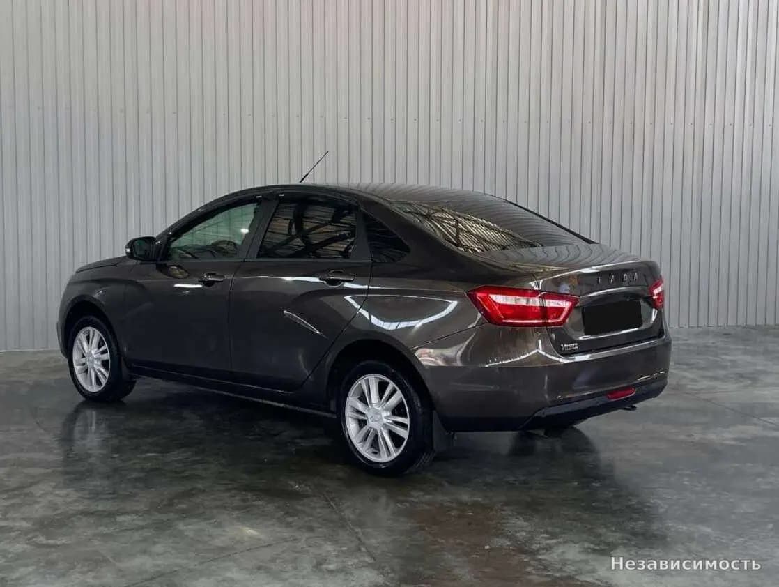 Lada Vesta 2018 с пробегом — фото 7