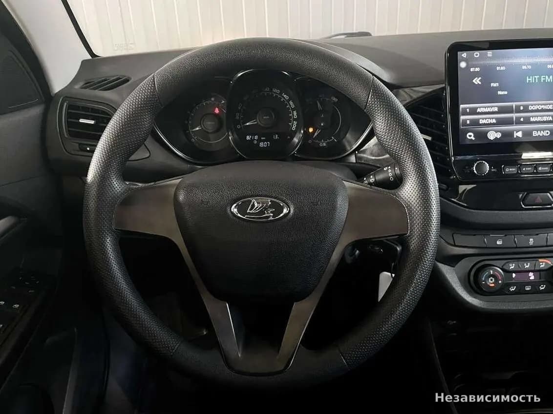 Lada Vesta 2017 с пробегом — фото 10
