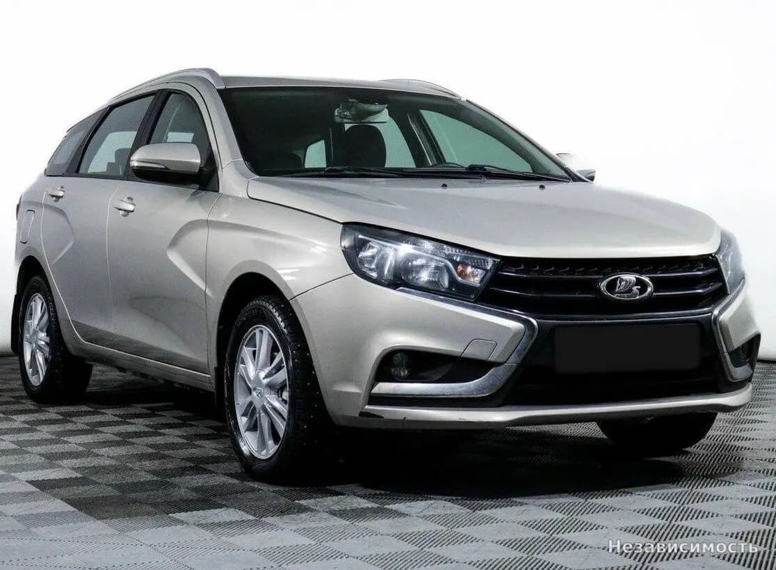 Lada Vesta 2018 с пробегом — фото 3