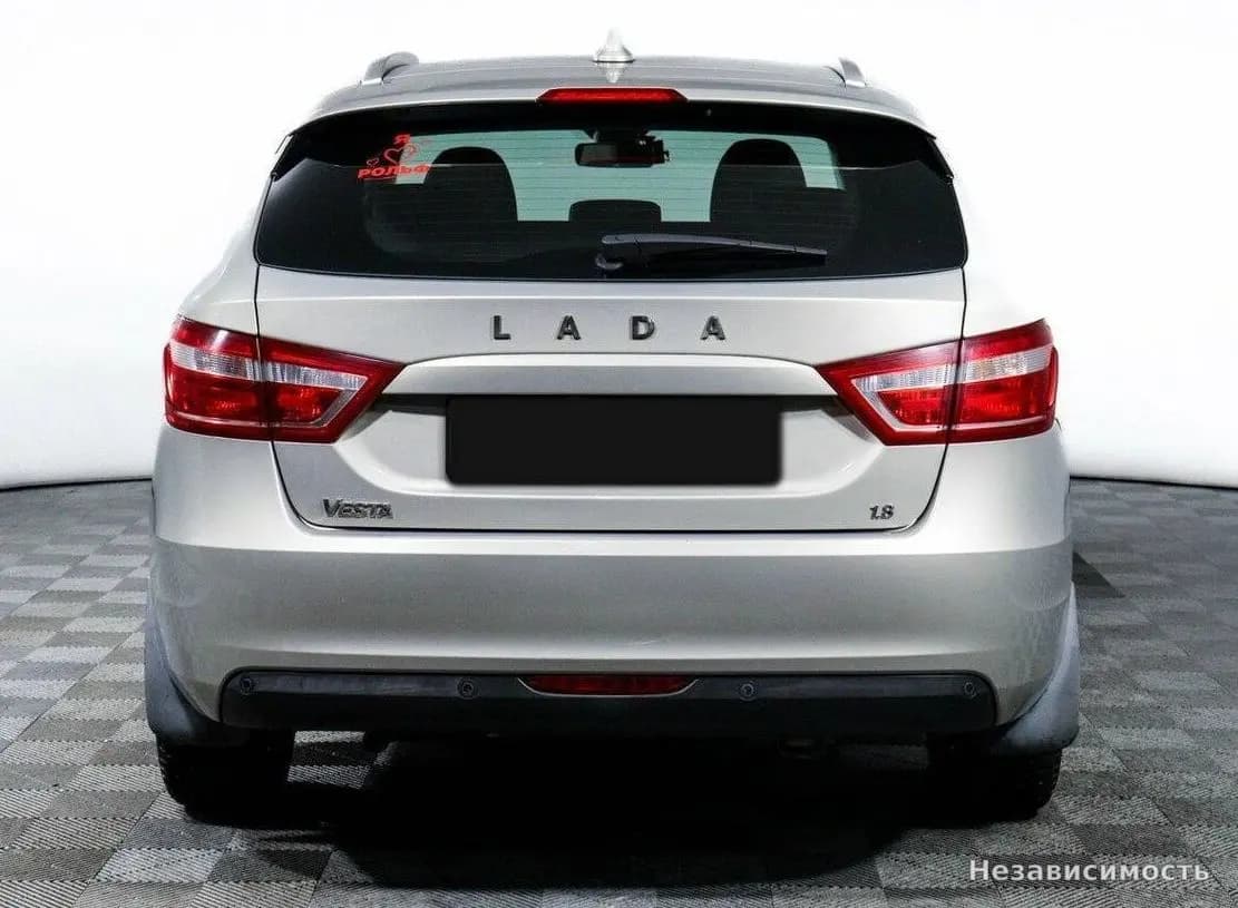 Lada Vesta 2018 с пробегом — фото 5