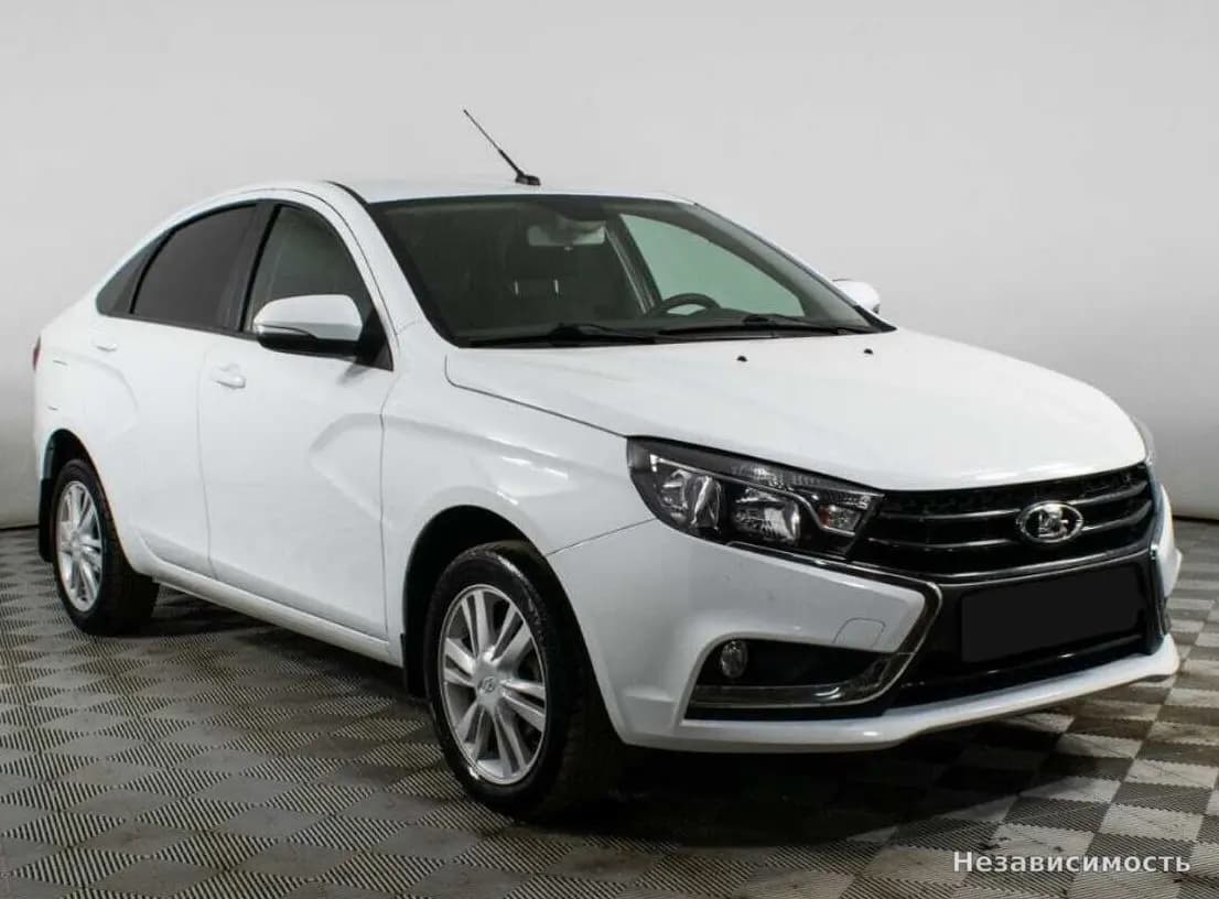 Lada Vesta 2018 с пробегом — фото 3