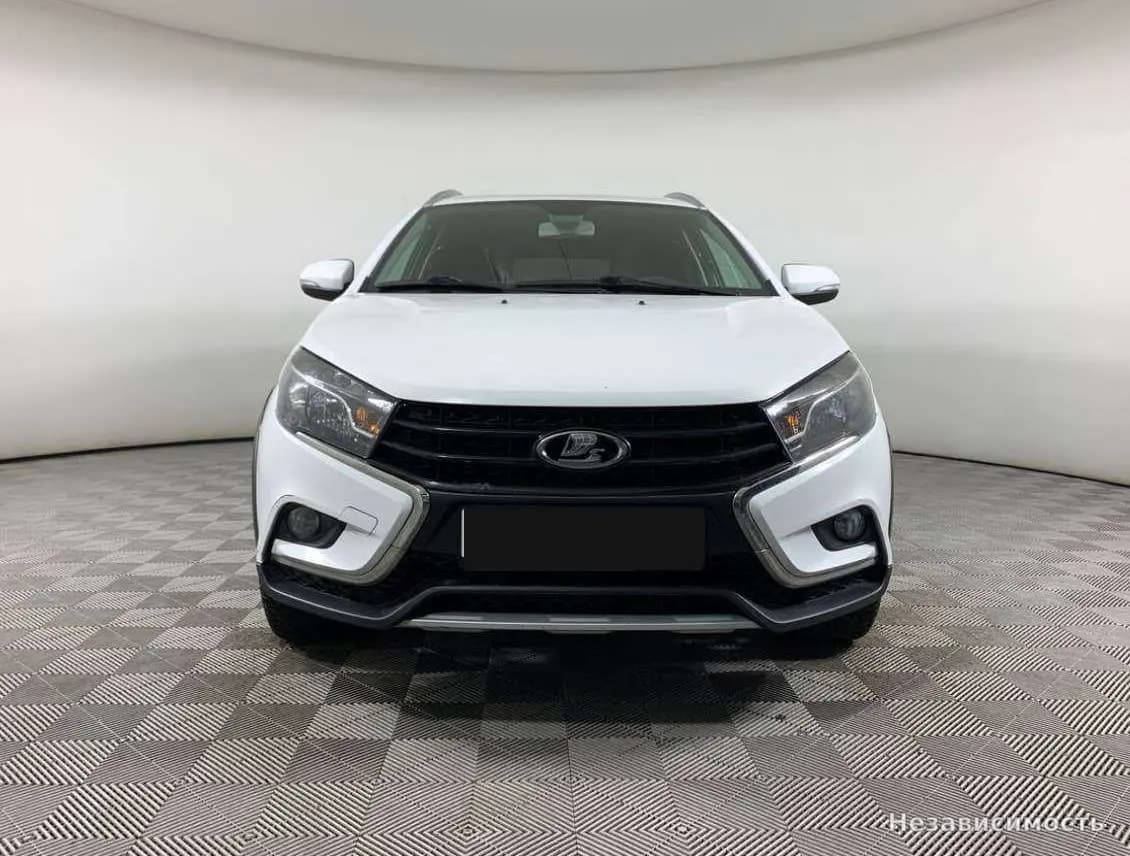 Lada Vesta 2018 с пробегом — фото 2