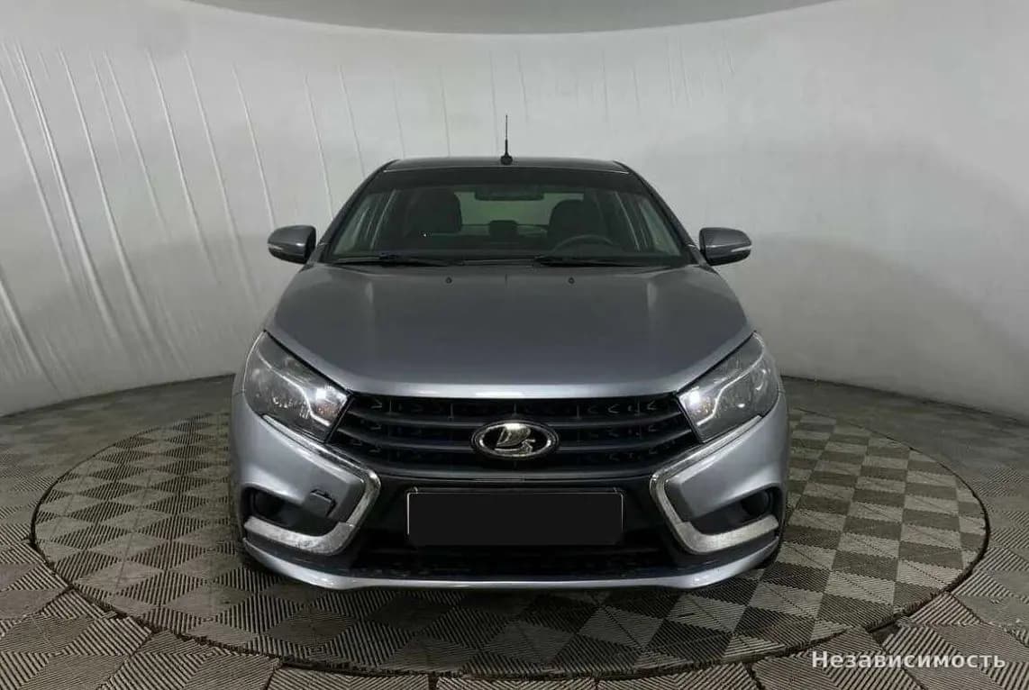 Lada Vesta 2017 с пробегом — фото 2