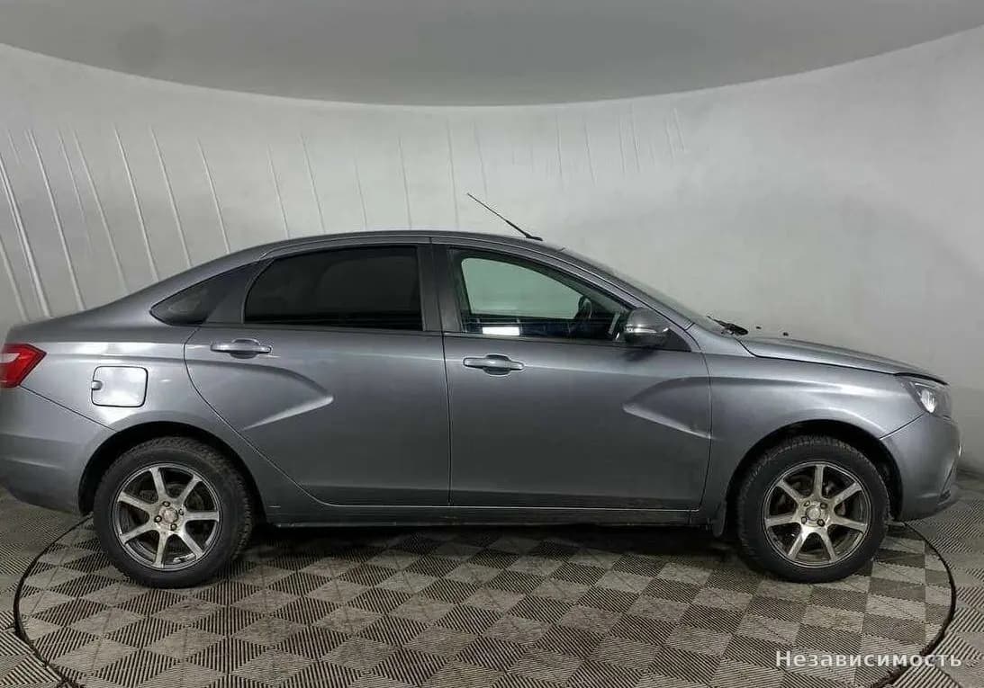 Lada Vesta 2017 с пробегом — фото 4