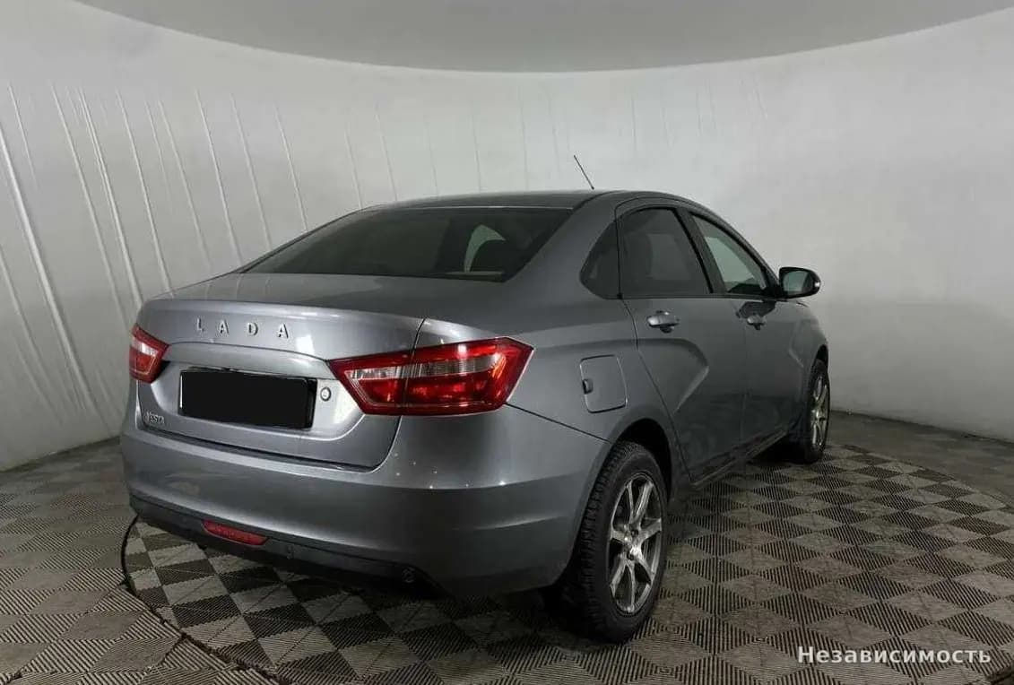 Lada Vesta 2017 с пробегом — фото 5