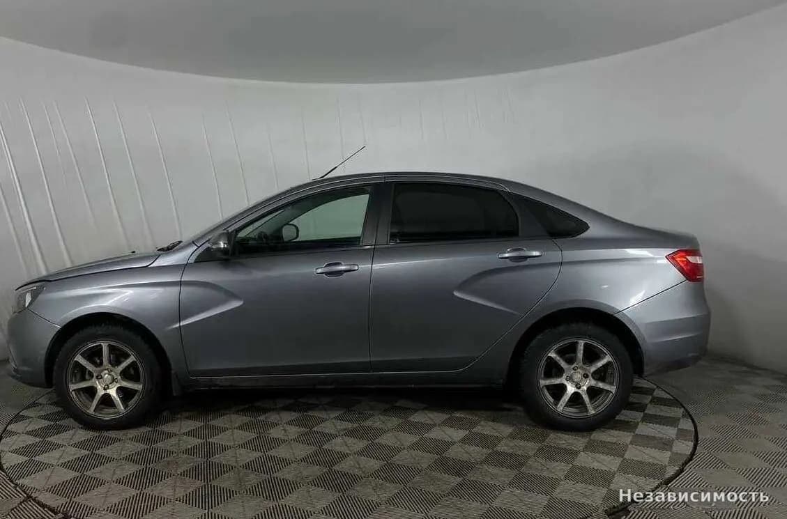 Lada Vesta 2017 с пробегом — фото 8