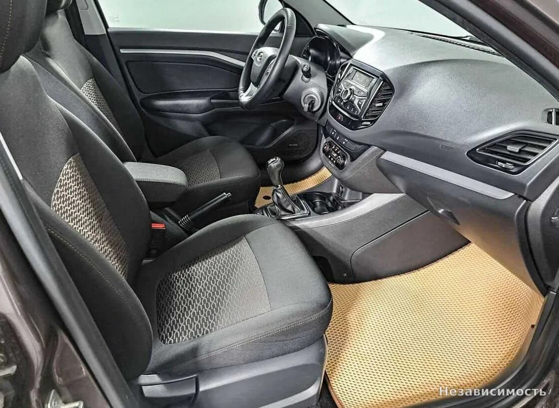 Lada Vesta 2019 с пробегом — фото 7