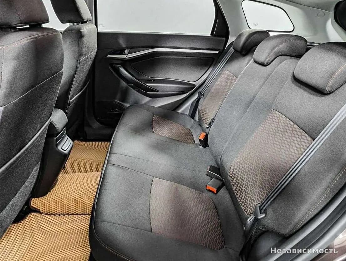 Lada Vesta 2019 с пробегом — фото 8