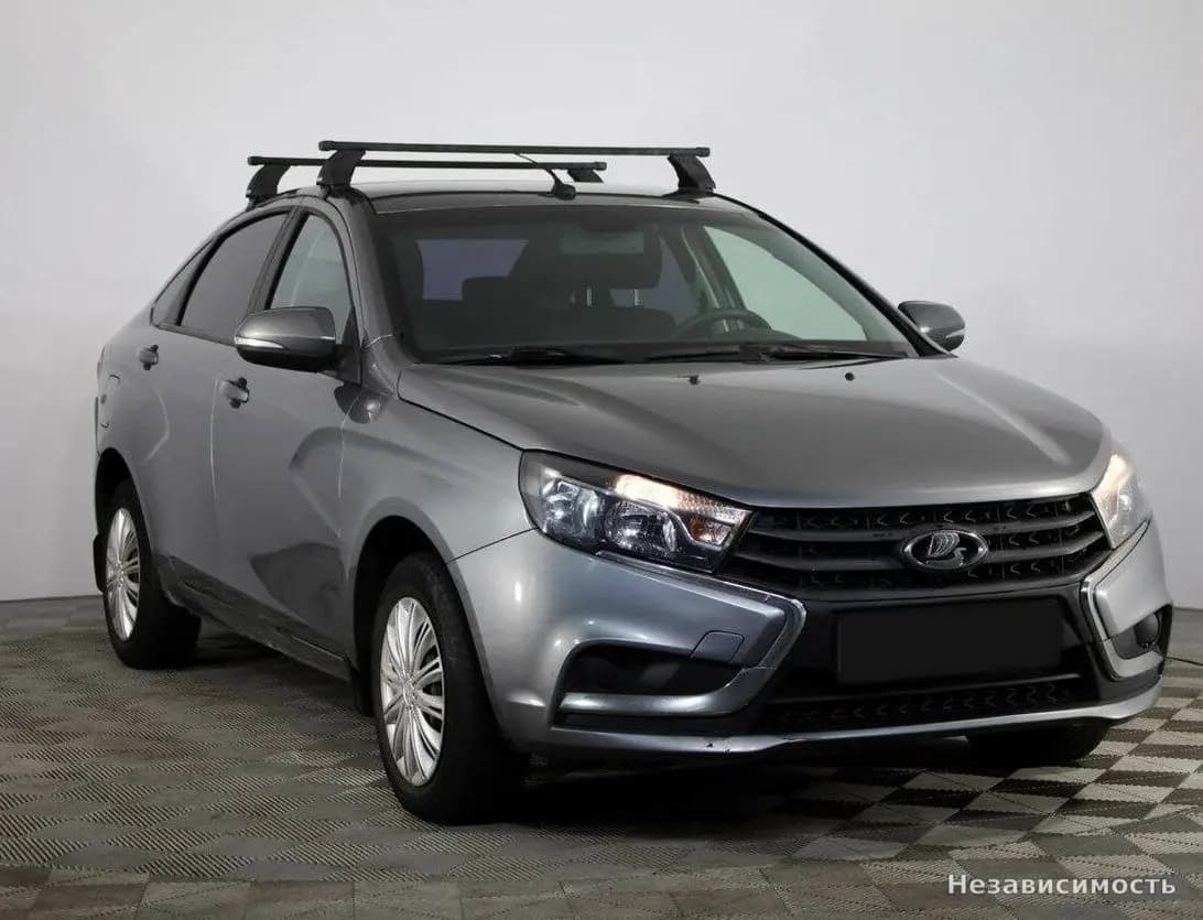 Lada Vesta 2017 с пробегом — фото 3