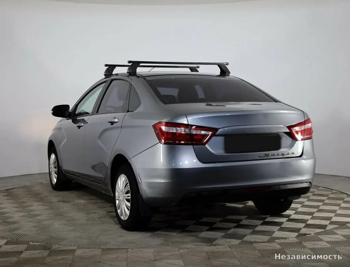 Lada Vesta 2017 с пробегом — фото 6