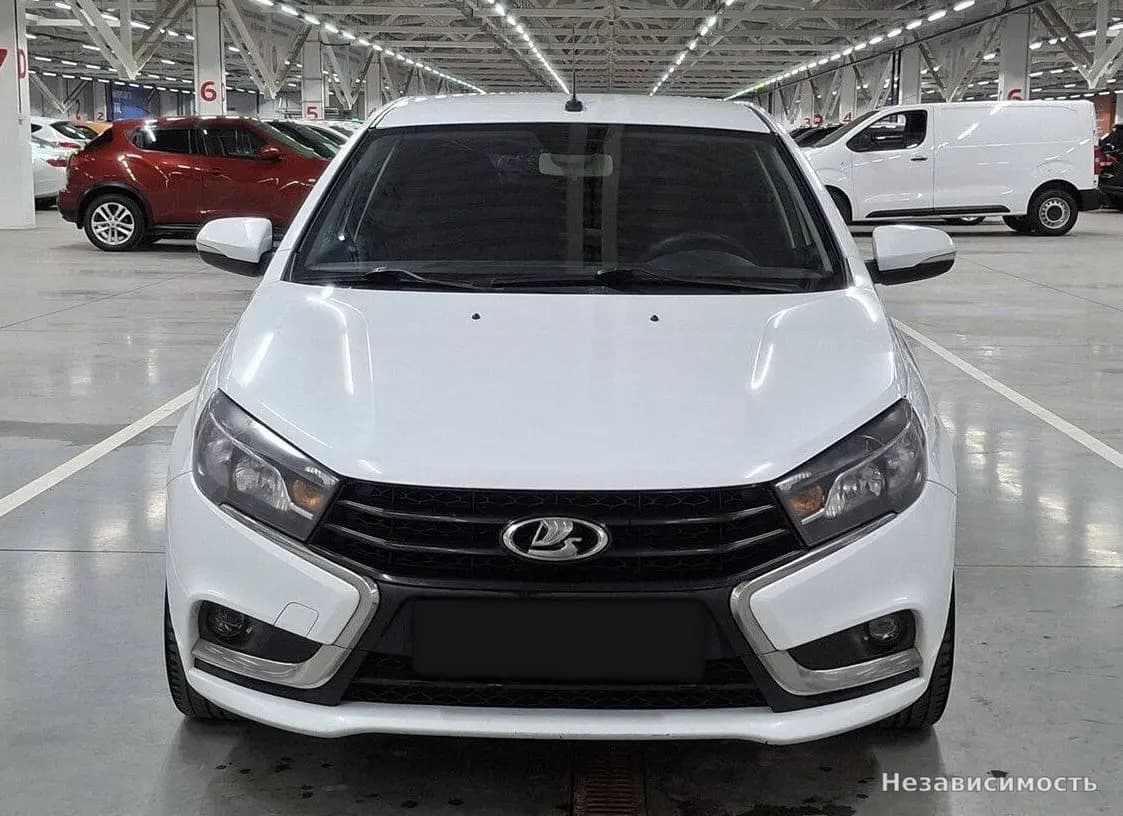 Lada Vesta 2017 с пробегом — фото 2