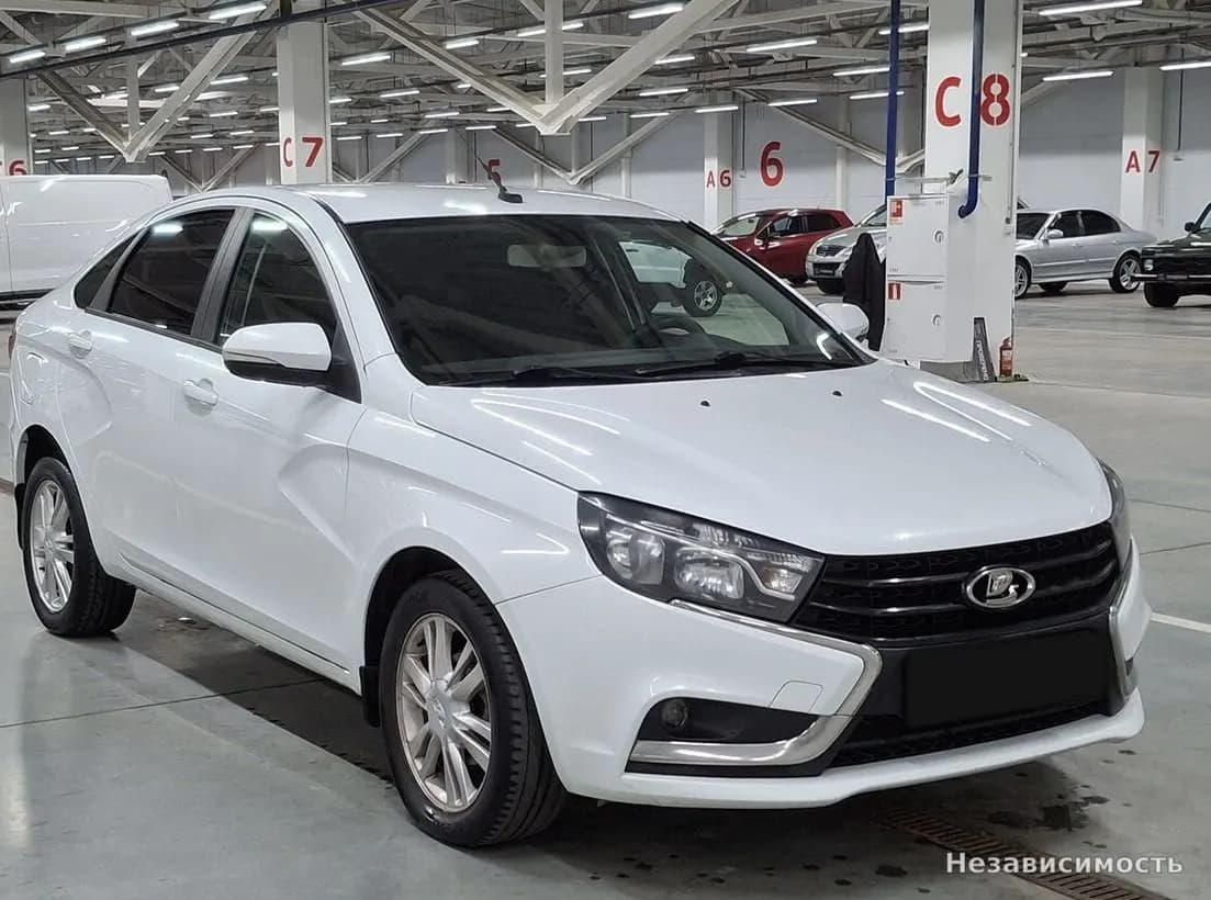Lada Vesta 2017 с пробегом — фото 3