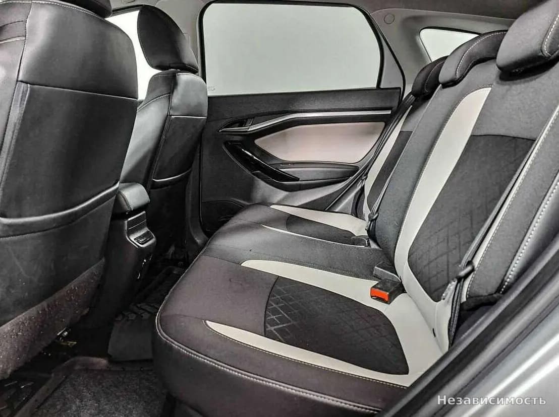 Lada Vesta 2018 с пробегом — фото 10