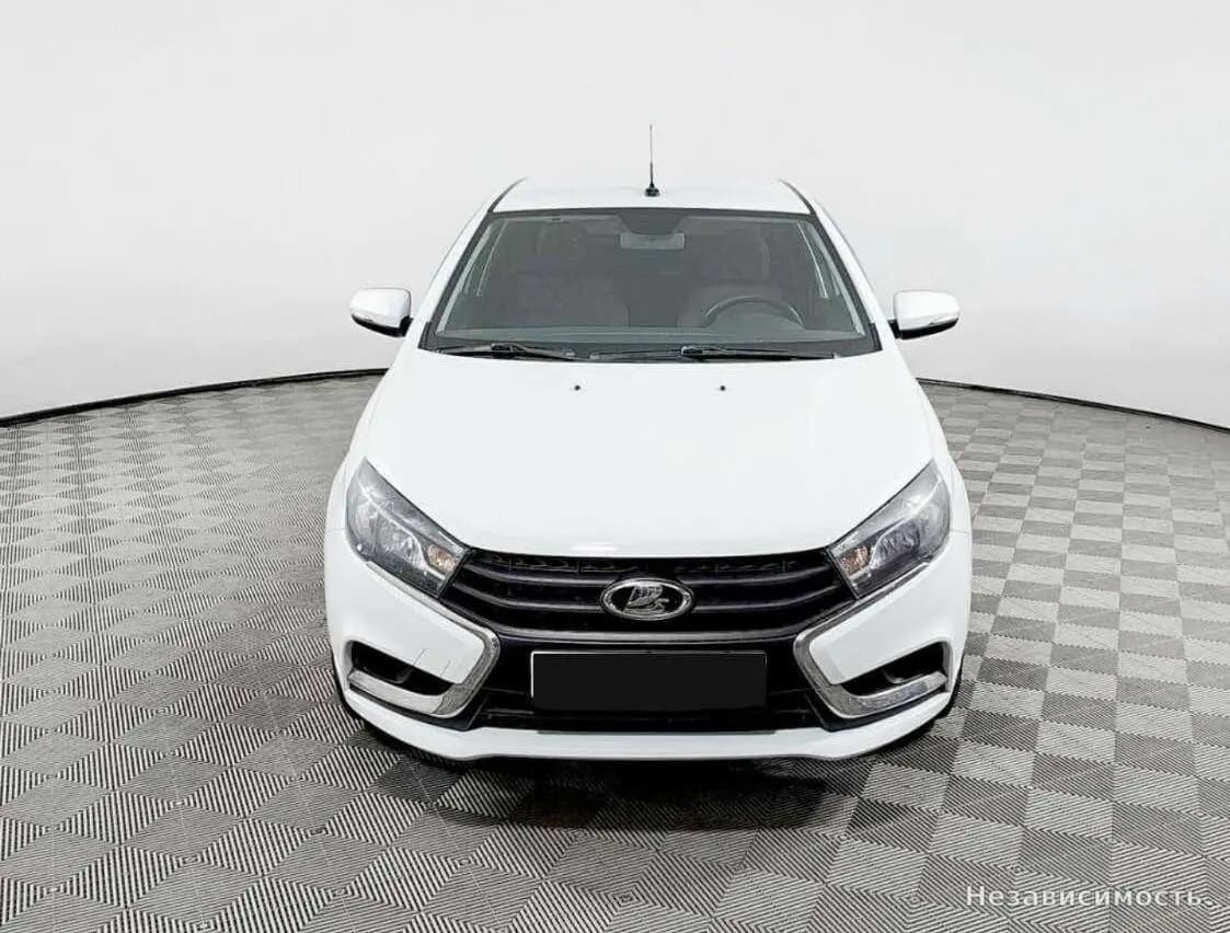 Lada Vesta 2019 с пробегом — фото 2