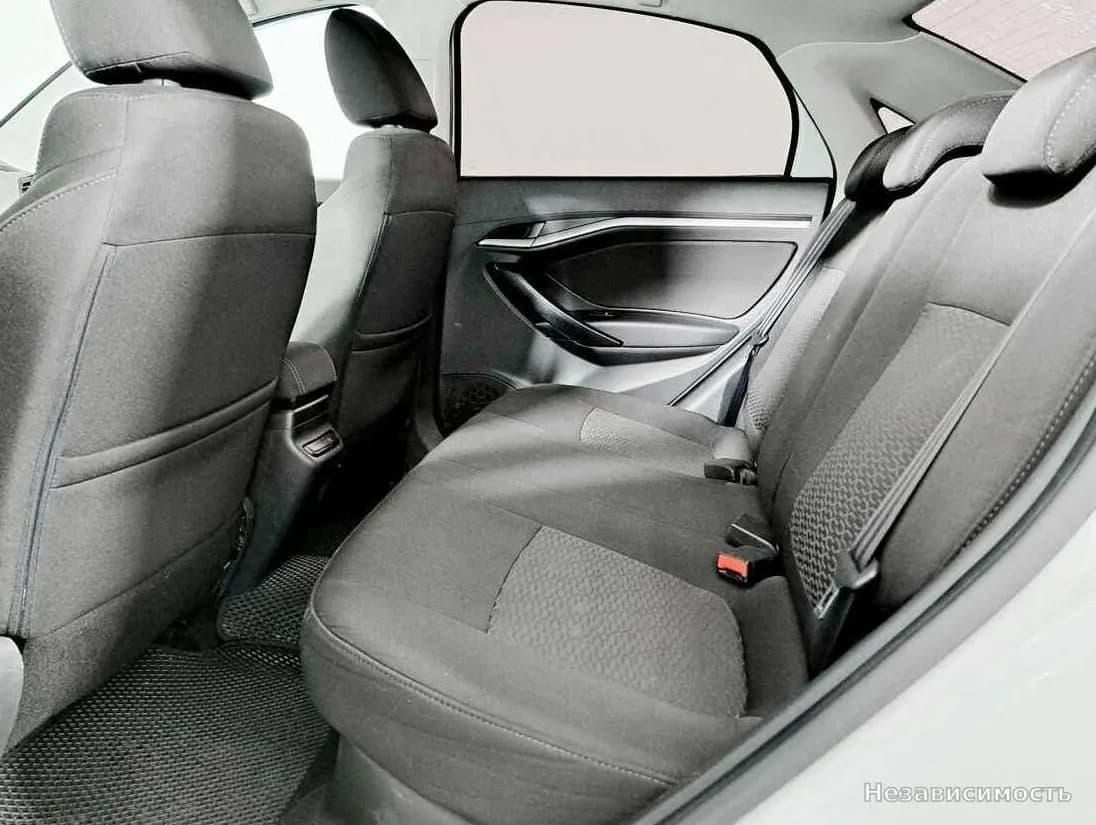 Lada Vesta 2019 с пробегом — фото 10