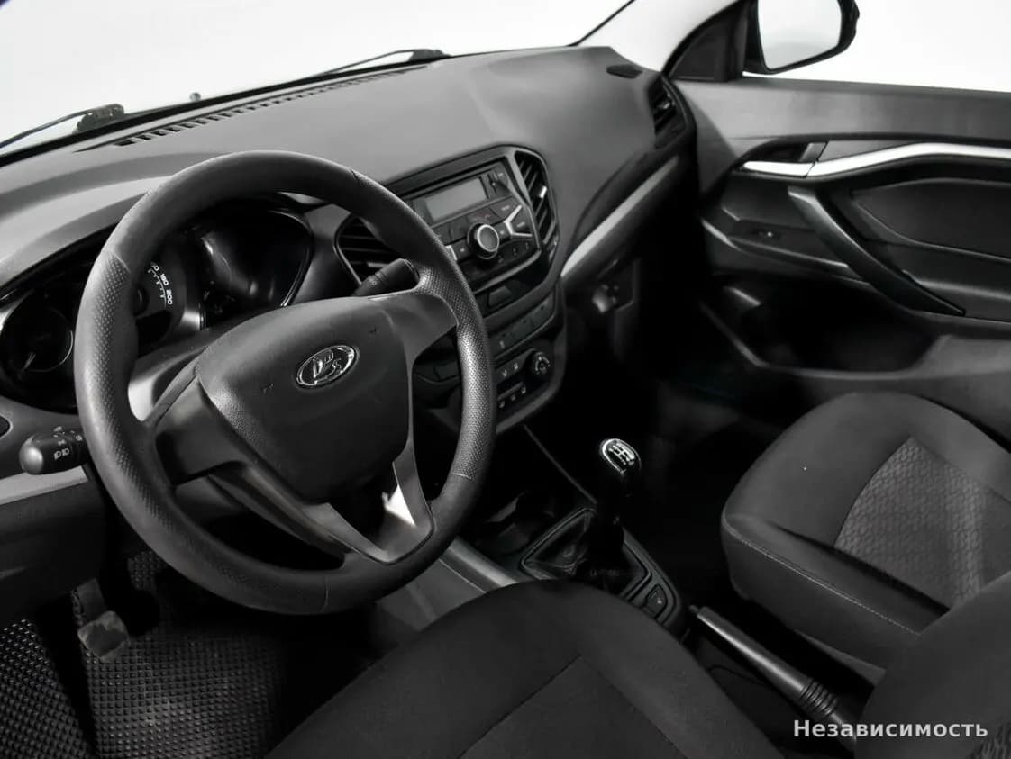 Lada Vesta 2016 с пробегом — фото 9