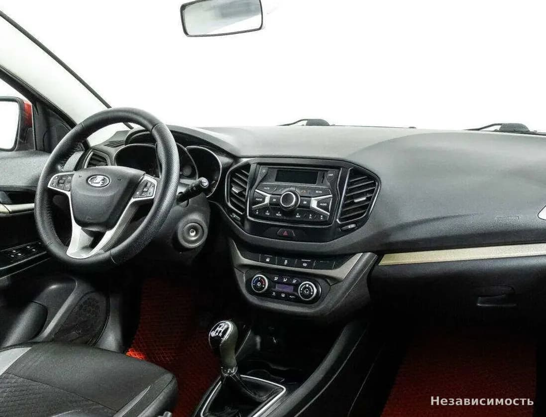 Lada Vesta 2018 с пробегом — фото 9