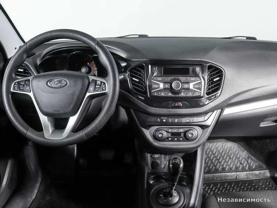Lada Vesta 2019 с пробегом — фото 10