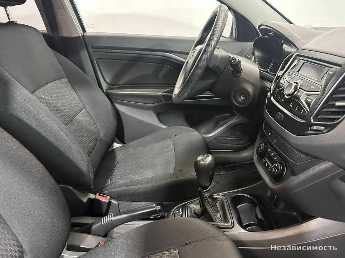 Lada Vesta 2016 с пробегом — фото 10