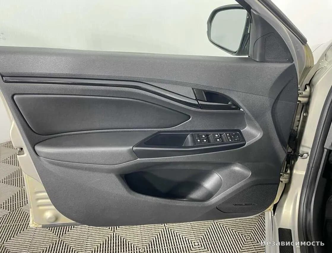 Lada Vesta 2018 с пробегом — фото 8