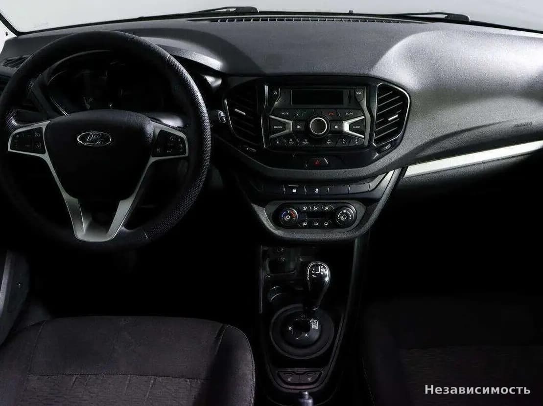 Lada Vesta 2019 с пробегом — фото 10